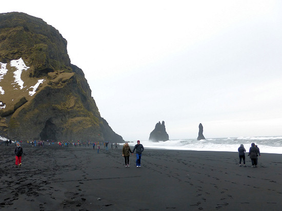 Sandstrand bei Reynisdrangar