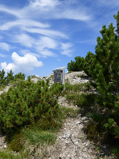 Summit of the Helwangspitz with box with summit book