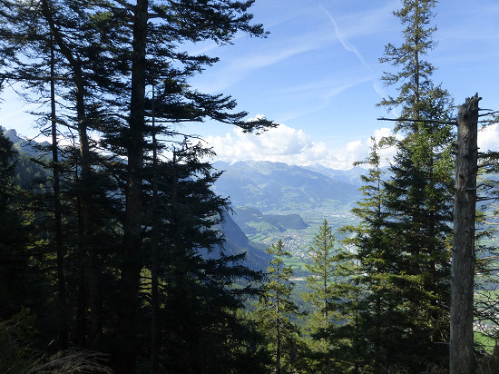 Blick vom Kammweg Richtung Südwesten ins Rheintal