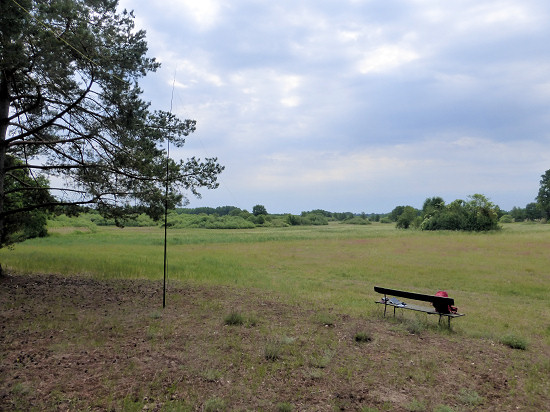 Station at the bench