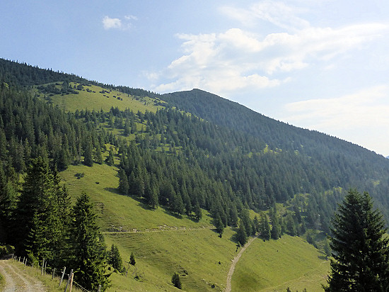 Blick von Bargällasattel zum Hellwangspitz